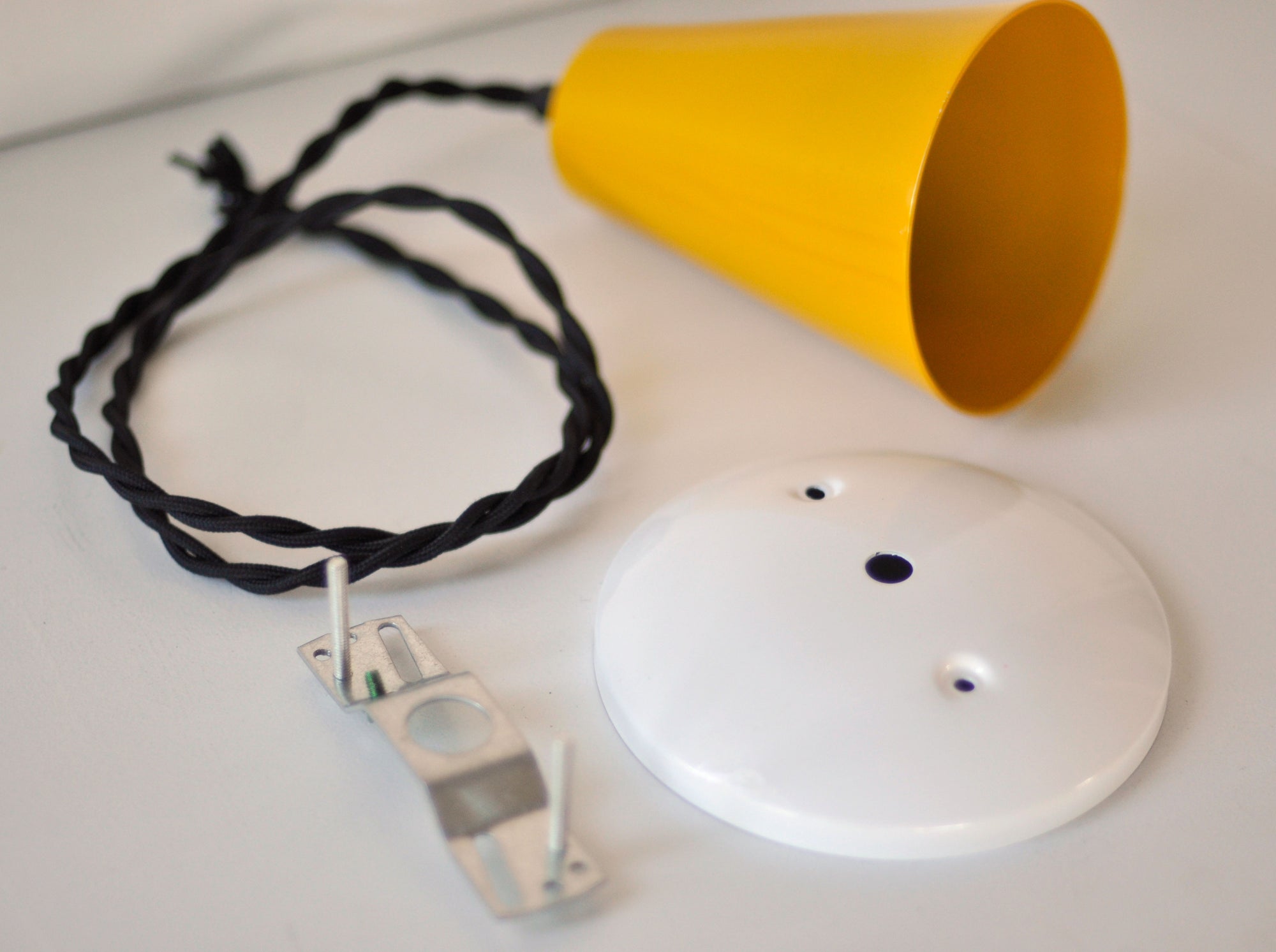 Pendant Light Kit- Honey Yellow
